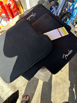 Volkswagen fender, New!! edition floor mats🚗