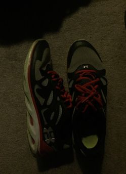 Under Armour Shoes size11