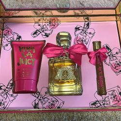 BRAND NEW Juicy Couture. Viva La Juicy Perfume Set.