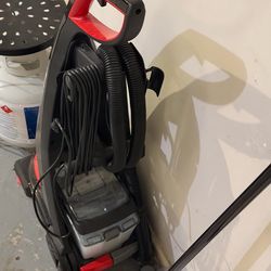 Carpet shampoo machine