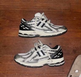 New Balance 1906R Silver Black Sneakers 8