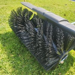 BRUSH FOR SYNTHETIC GRASS NEW GASOLINE 