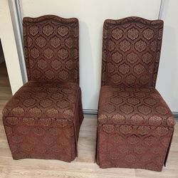 CHAIRS SLIPPING VINTAGE (2) EXCELLENT CONDITION 