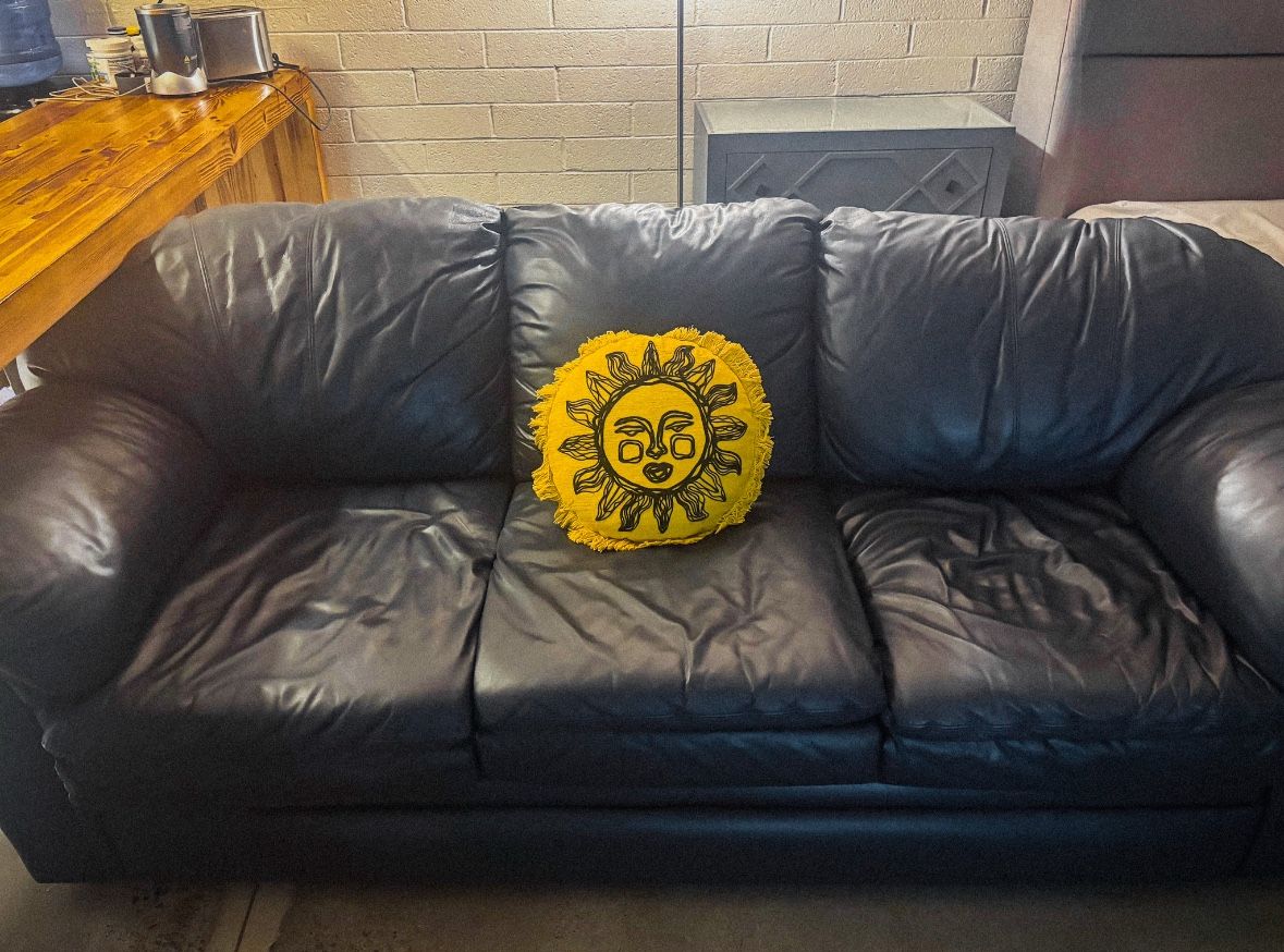Dark Blue Faux Leather 3-Seater Sofa - Comfy & Stylish