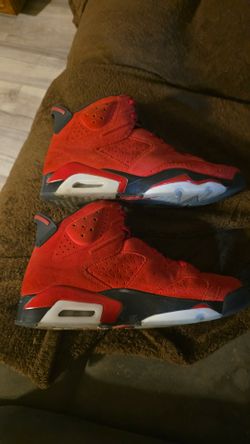 Jordan 6 toro red