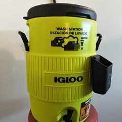 🧼 Igloo Hand Washing Station – BRAND NEW | Portable & Ready to Use