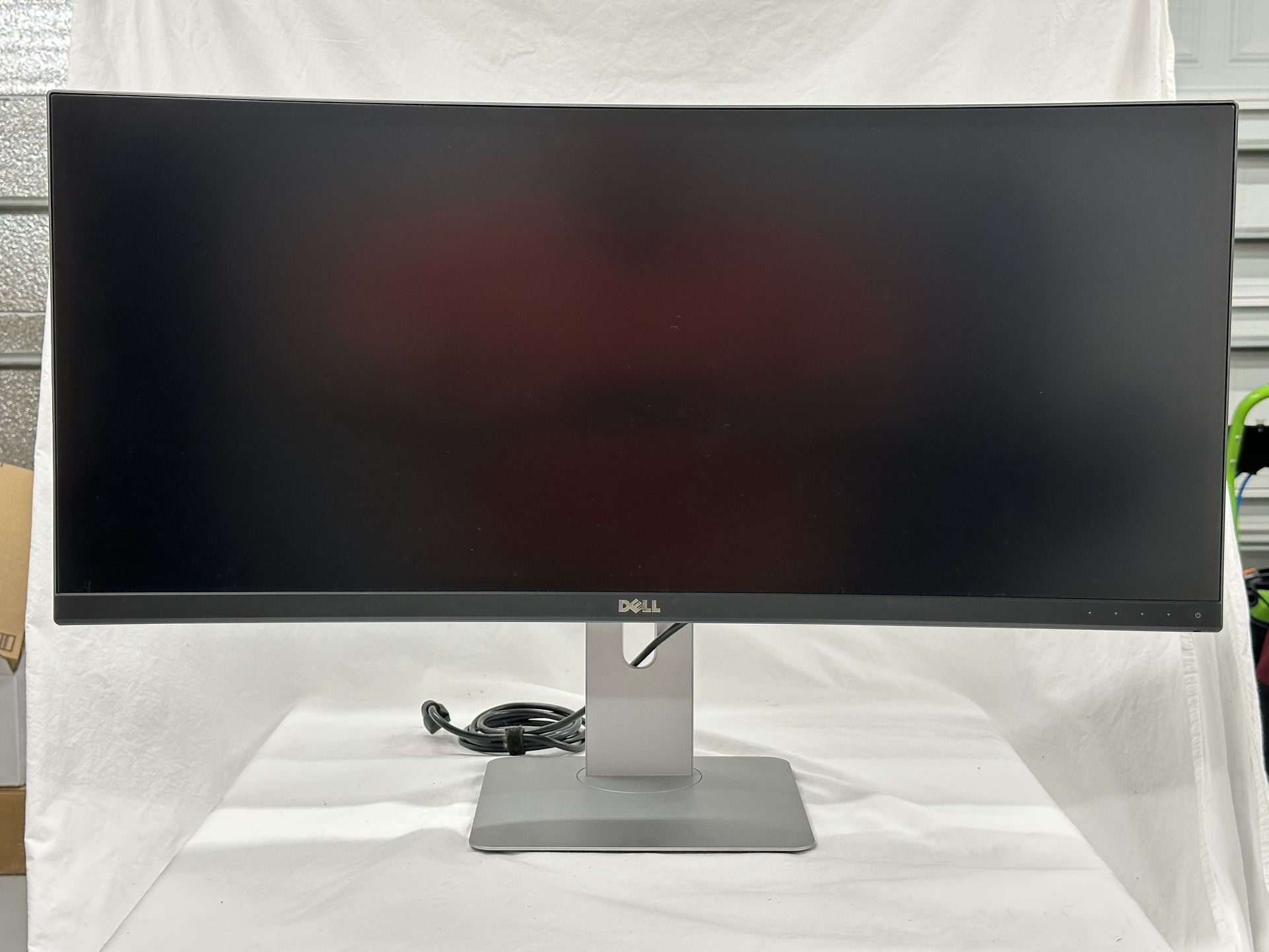 Dell UltraSharp U3415W 34" Curved Ultra Wide QHD IPS LCD Monitor w/Stand