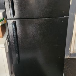 Refrigerator/Freezer Stand Up, like New!