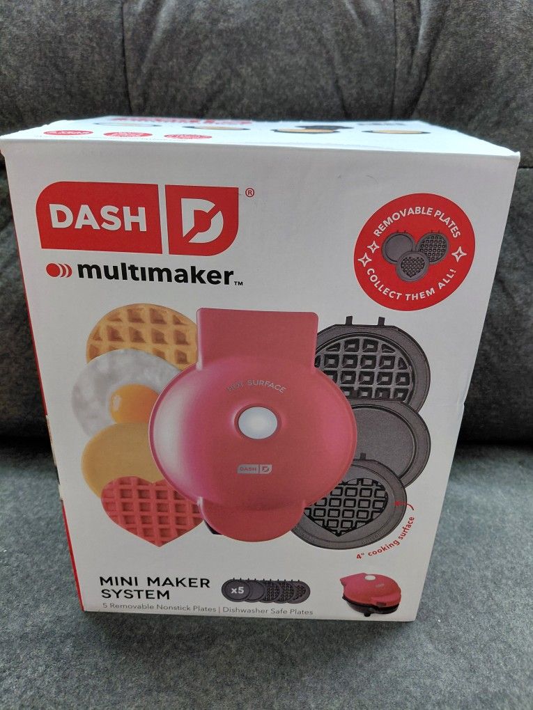 NEW! Mini Waffle Maker