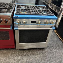 Monogram Stainless Steel 30” Gas Range Stove Statement Series 
