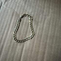 Selling This Bracelet 