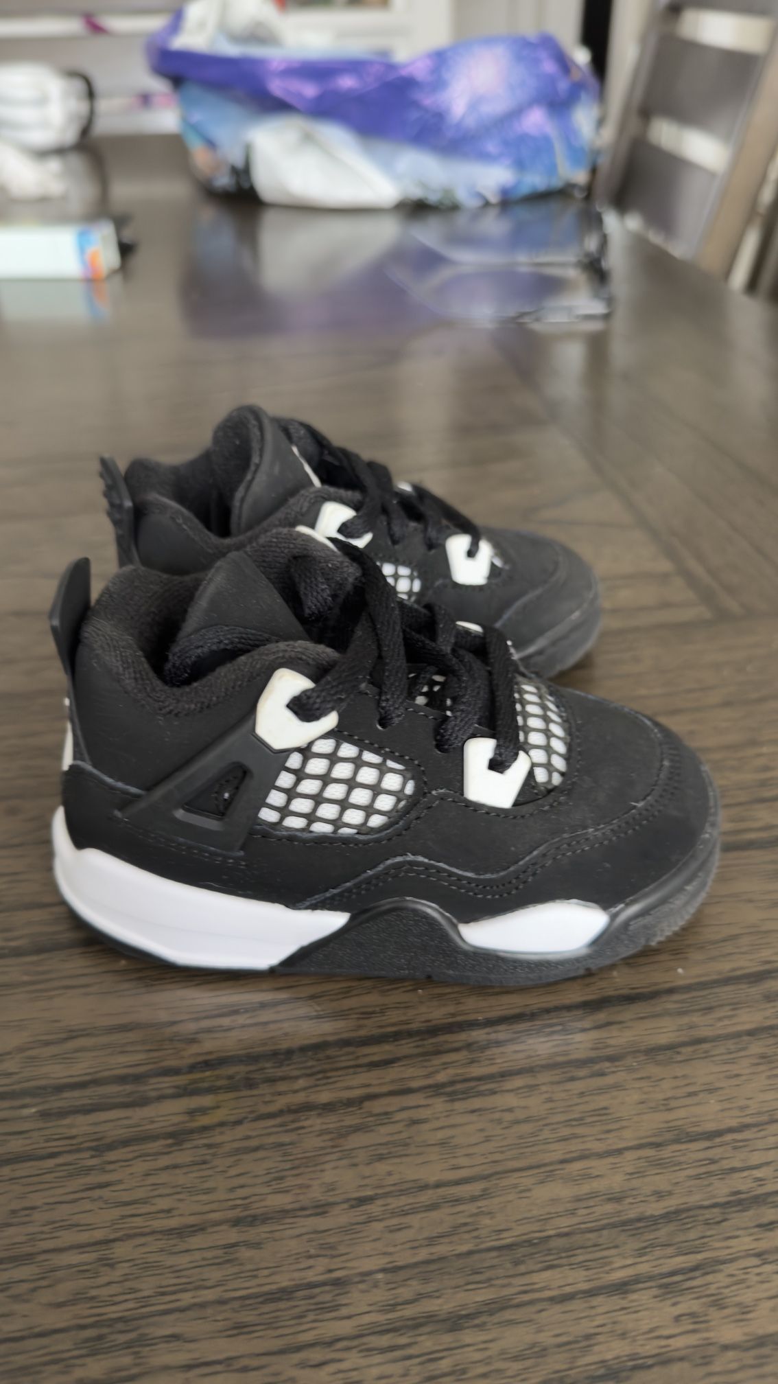 Jordan 4