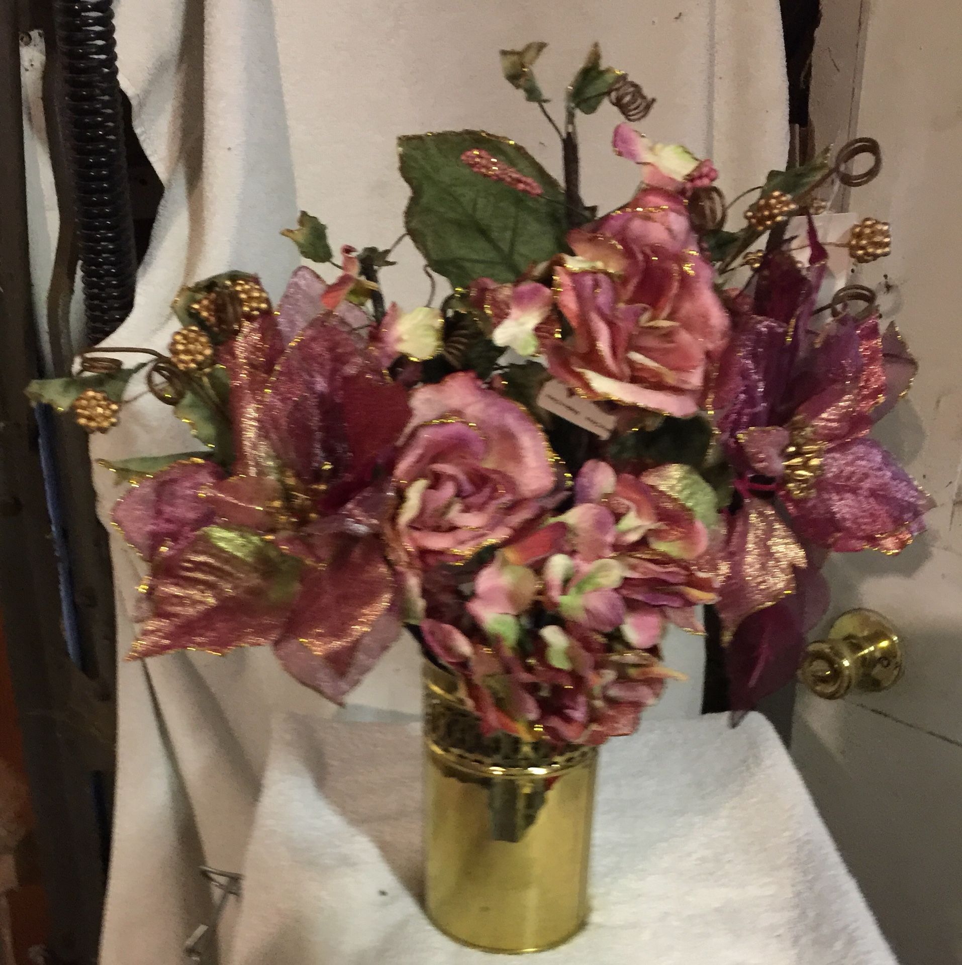 Beautiful mauve Magnolia floral