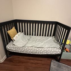 Crib And Changing Table Set