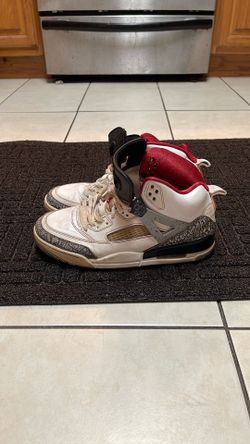 Mens Jordans Basketball Beaters Size 9 $29