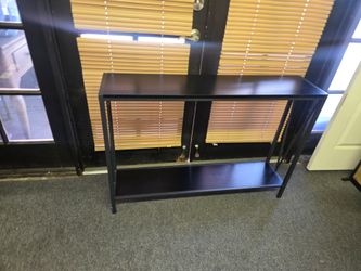 Entertainment center