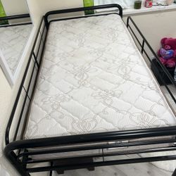 Bund Twin Bed 