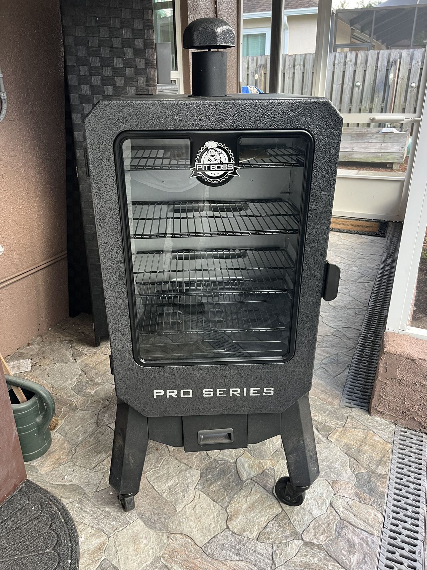 Pit Boss Pro Series Smoker