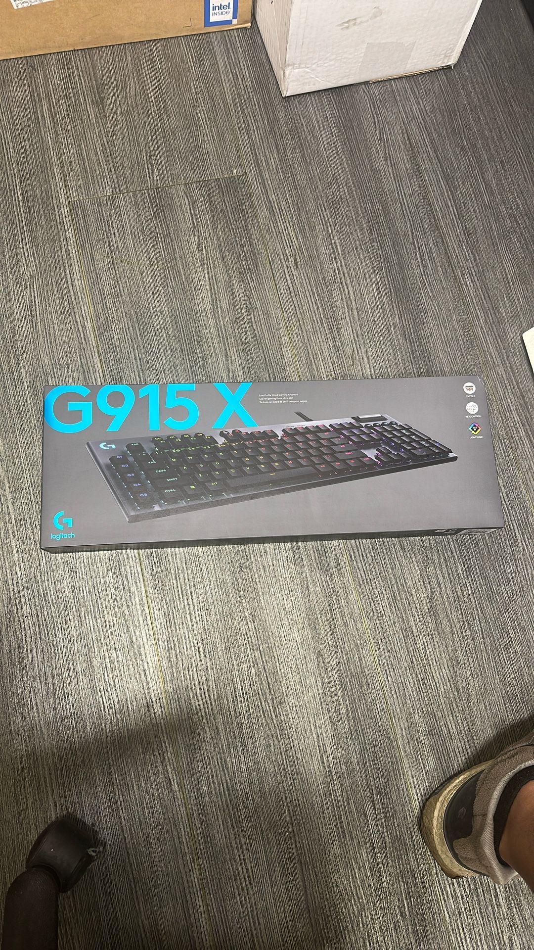 Gaming G915X Keyboard (Cash Only)