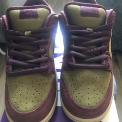 Nike SB Dunk Low Pro