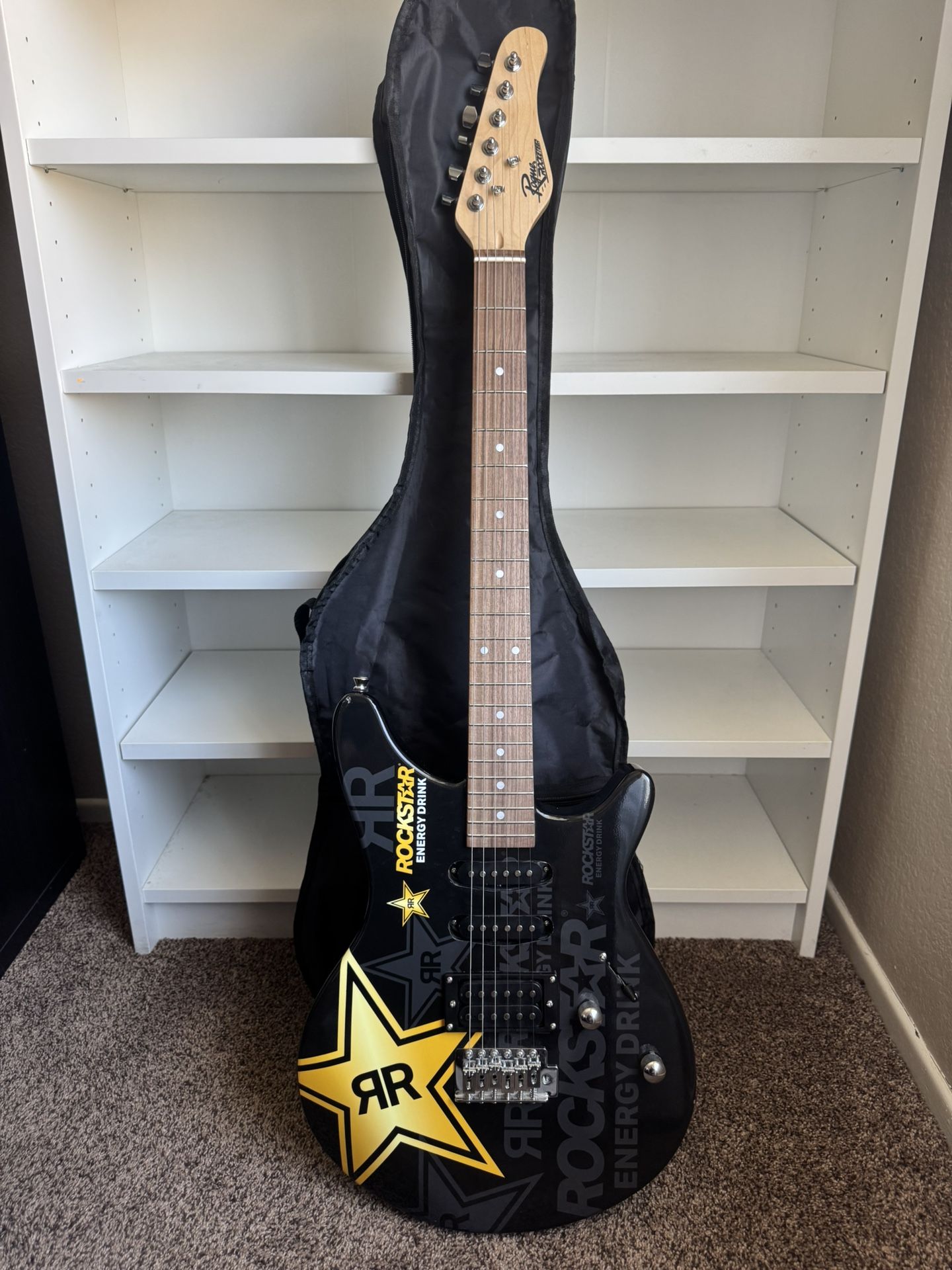 Rogue Rocketeer Rockstar Guitar RR100
