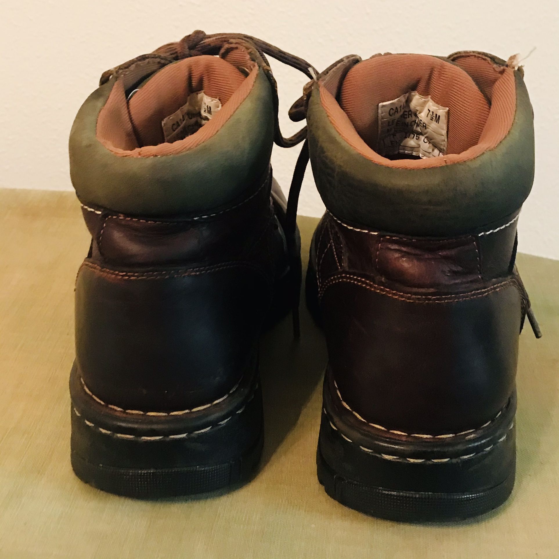 Ladies CAROLINA Steel Toe Lace-up Boots