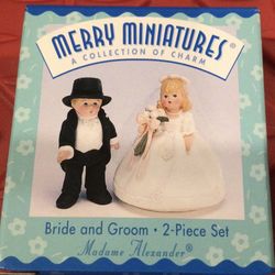 Hallmark Merry Miniatures Madame Alexander Bride And Groom Set Of Mini Figures