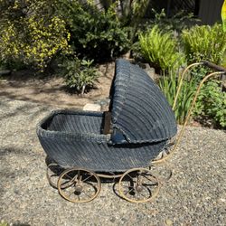 Antique Wicker Doll Baby Buggy