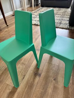 Plastic Kid’s Chairs