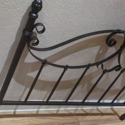 Come And Get It!!!! Used Pewter Head And Foot Board