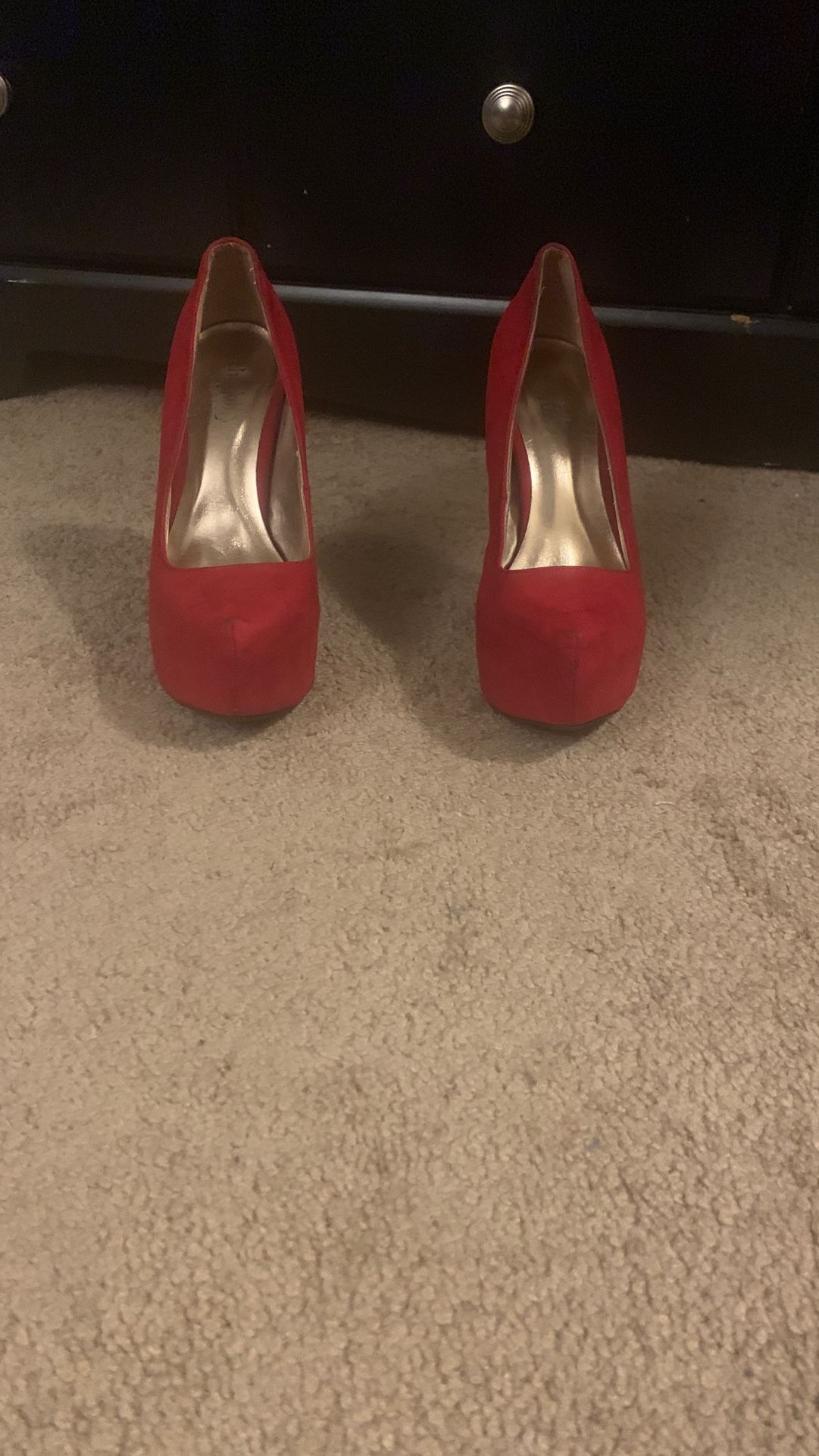 Red Heels-Size 7
