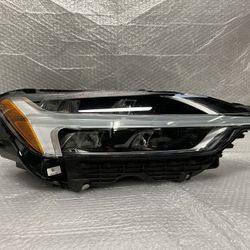2018,2019, Volvo XC60 Right Headlight