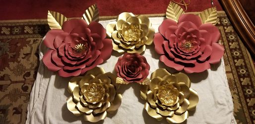 Paper flowers and paper roses