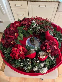24” Christmas Wreath