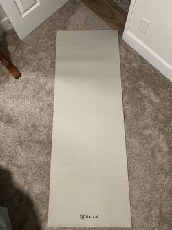 Gaiam yoga mat