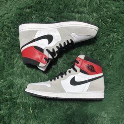 Jordan 1 Retro High OG Smoke Gray 2020 555088-126 White/Black/Red Sneaker