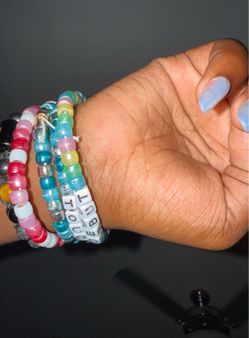Kids Bracelet 🤗Any Color$3