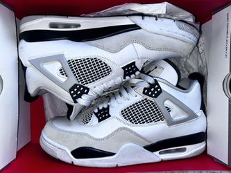 Jordan 4 Military Black 