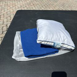 Jet Blue Travel Pillow And Blanket 