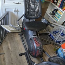 Schwinn 520 Recumbent Elliptical 