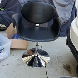 Black Swivel Chair