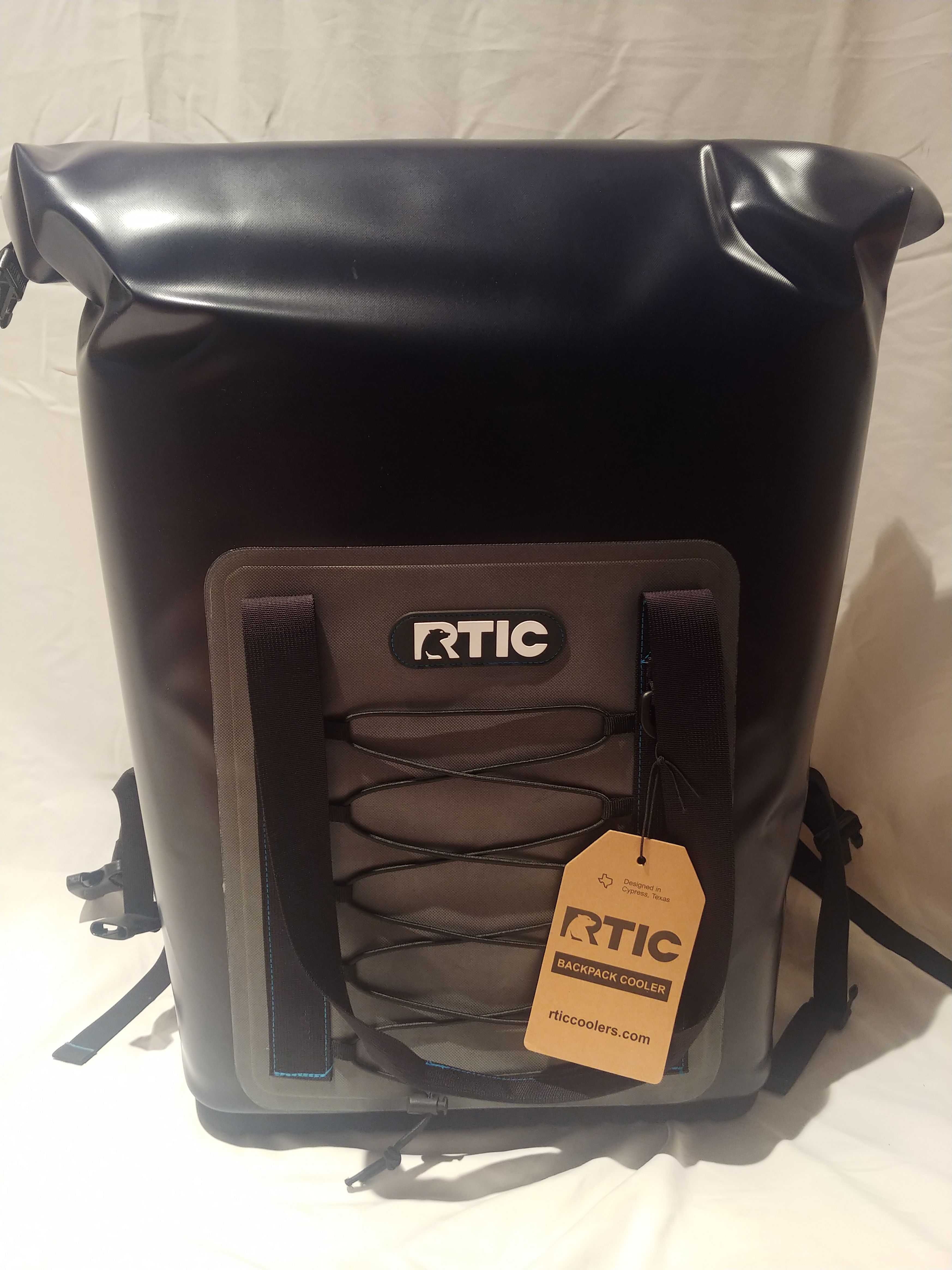 RTIC Backpack Cooler Black