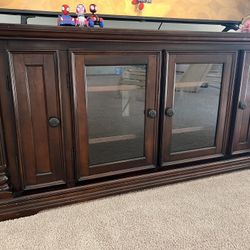 Entertainment/Tv Stand -used