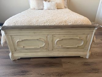 Bedroom set