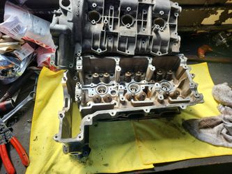 Boxster 2.7 Porsche Cylinder Head  1- 3