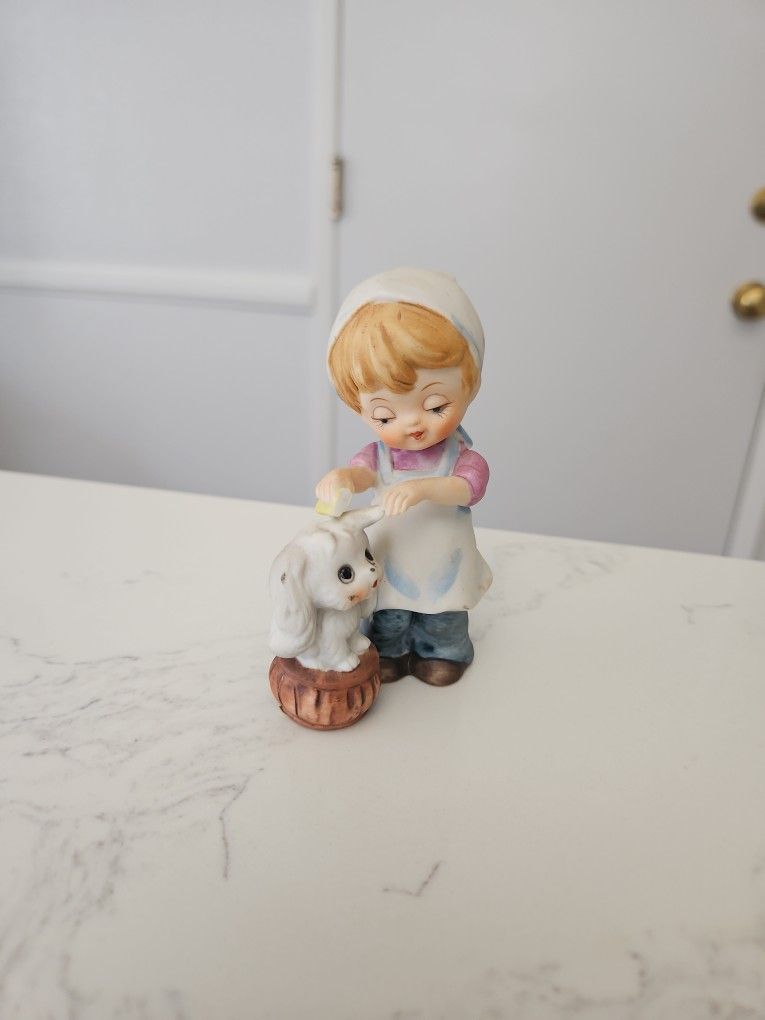 Napcoware Vintage Porcelain Figurine