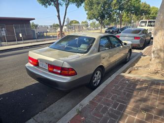 1999 Lexus ES300