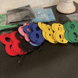 Halloween - Masks And Masks W Cape 
