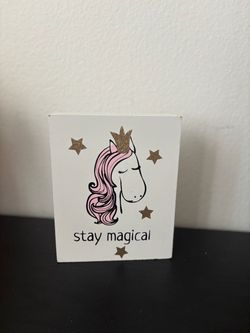 Unicorn stay magical block decor