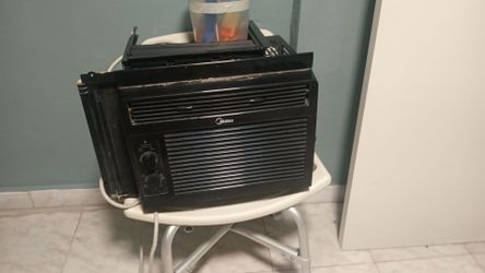 AC Wall Unit 5000 BTU $50
